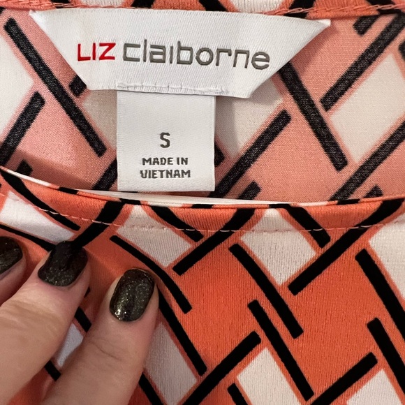 3 for $20 bundle any 3 items priced $15 and under and get them for $20🛍️🛍️🛍️ - Picture 6 of 8